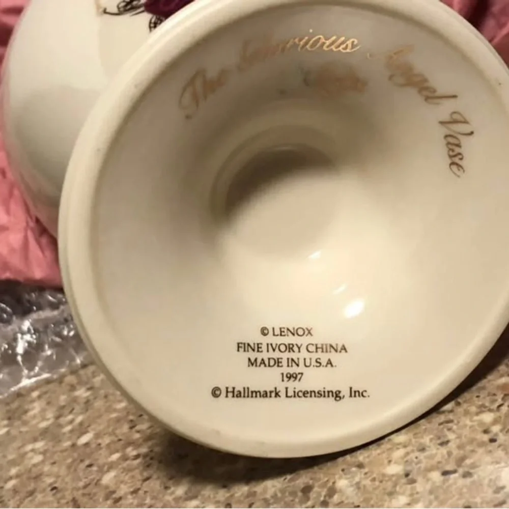 Lenox Angel Porcelain Vase “The Glorious Angel Vase” Vtg. 1997 USA